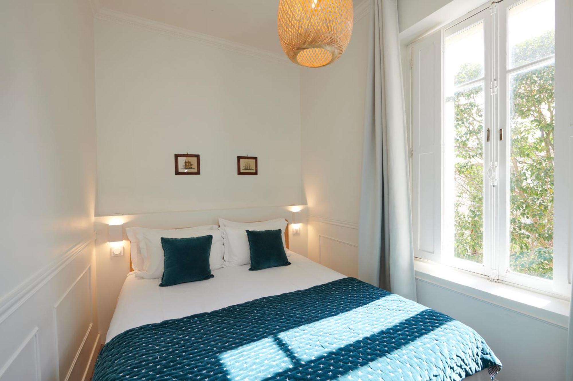 Boutique Hotel Chateau Beaupin Restaurant & Wellness Marseille Room photo