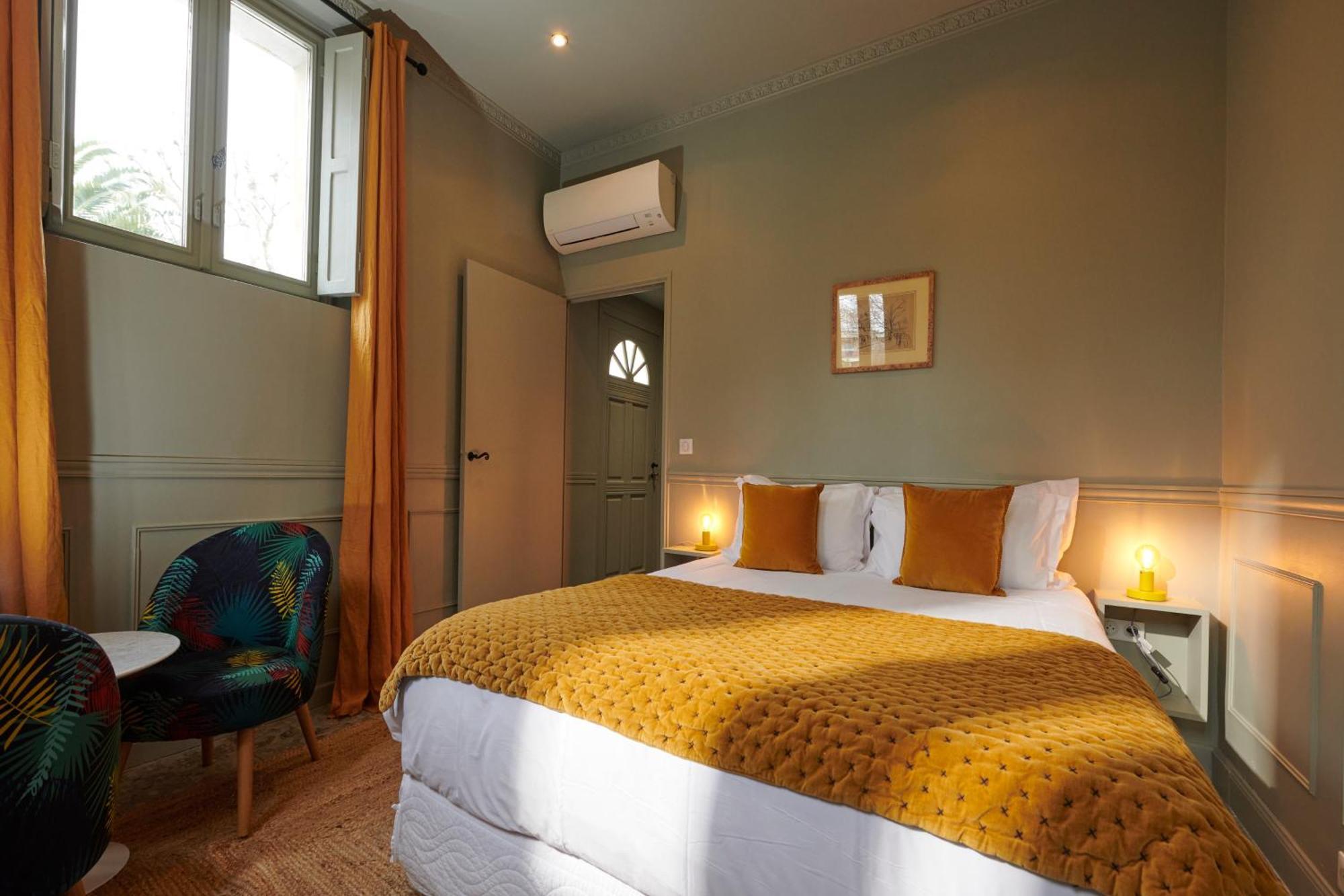 Boutique Hotel Chateau Beaupin Restaurant & Wellness Marseille Room photo