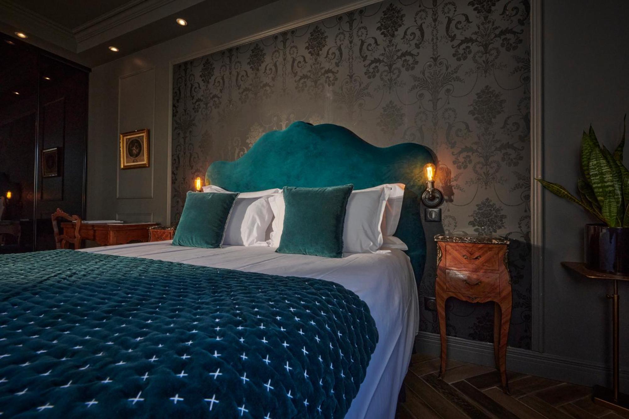 Boutique Hotel Chateau Beaupin Restaurant & Wellness Marseille Room photo
